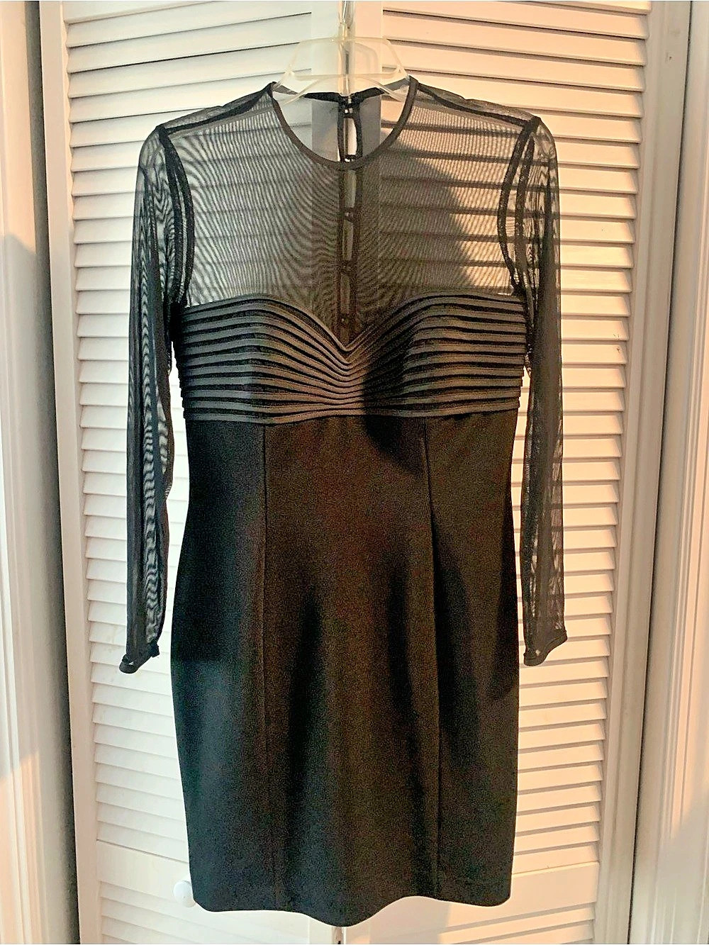Vintage Collections Black Sheer Sleeve Mini Dress Size 10 Like New